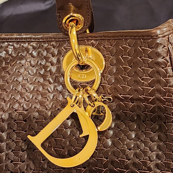 Excellent!! CHRISTIAN DIOR: Soft leather Woven “Lady Dior” bag - Picture 4 of 15
